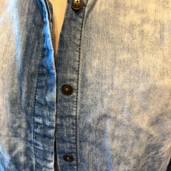 LADIES WOMENS  MED DENIM DRESS OR JACKET LIGHT BLUE BUTTON DOWN FRONT - Picture 2 of 5